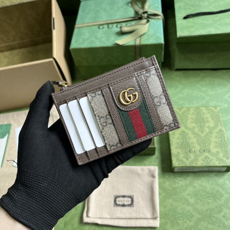 G*u*i wallets & purse